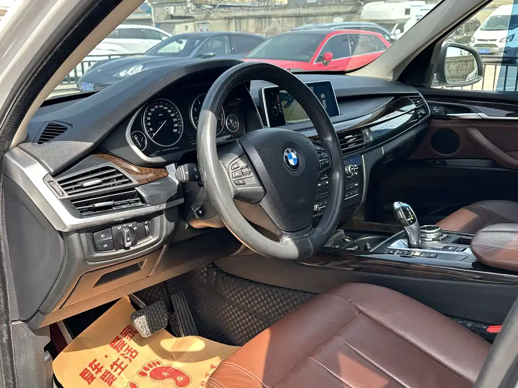 BMW X5 2015 — фото 10