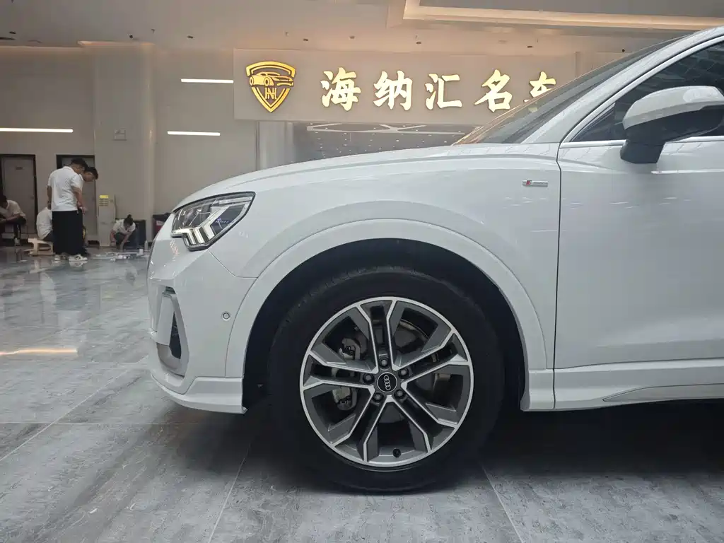 Audi Q3 2025