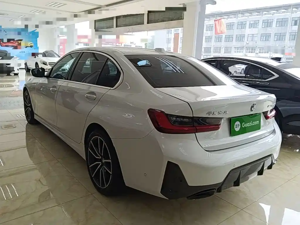 BMW 3 Series 2023