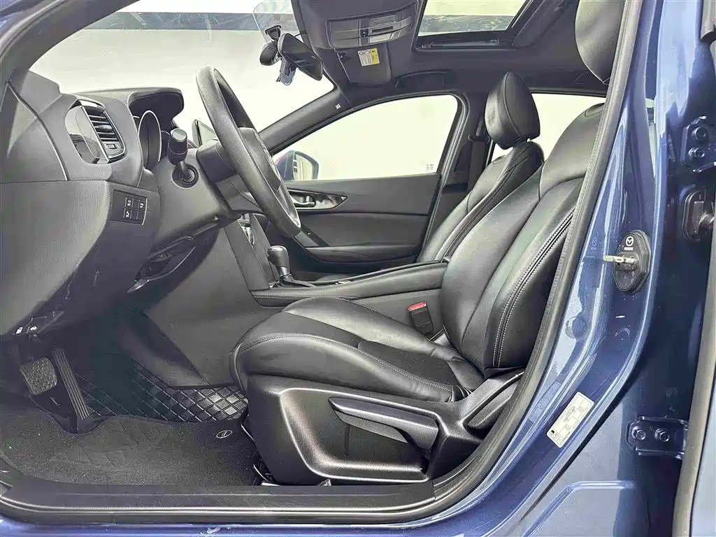 Mazda CX-4 2021