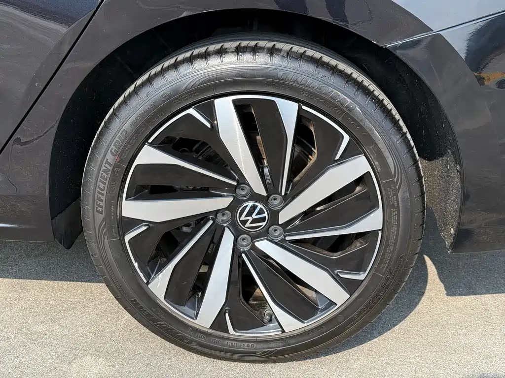 Volkswagen Passat 2021 — фото 14