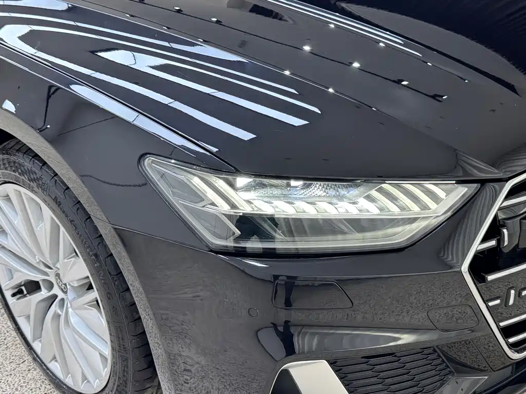 Audi A7L 2023 — фото 38