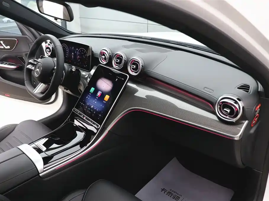 Mercedes-Benz C-Class 2025 — фото 20