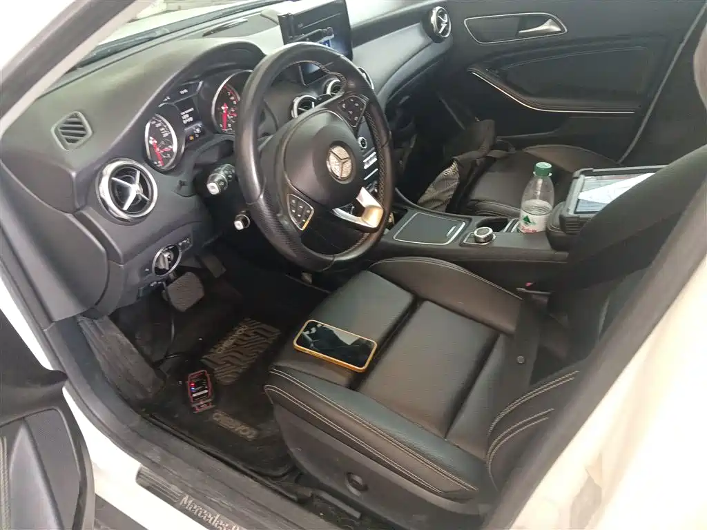 Mercedes-Benz GLA 2018 — фото 11