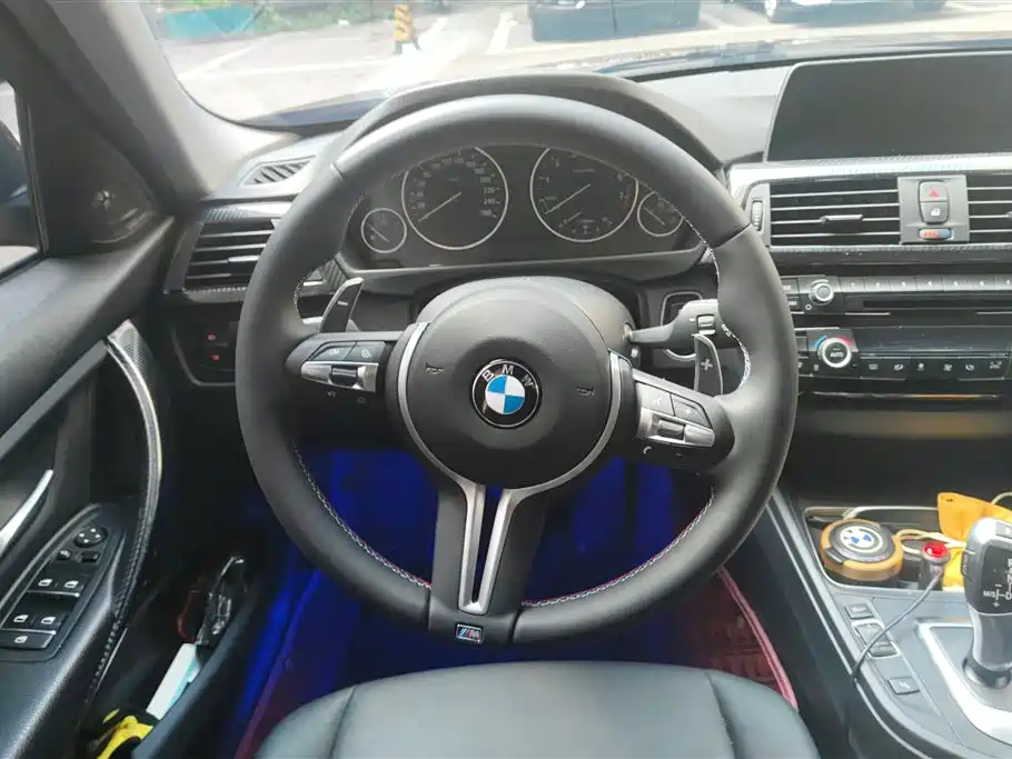 BMW 3 Series 2015 — фото 15