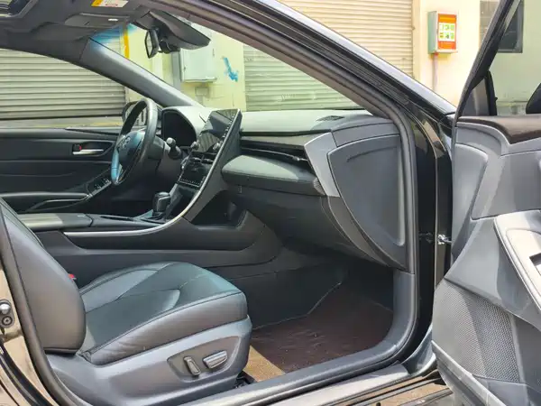 Toyota Avalon 2019