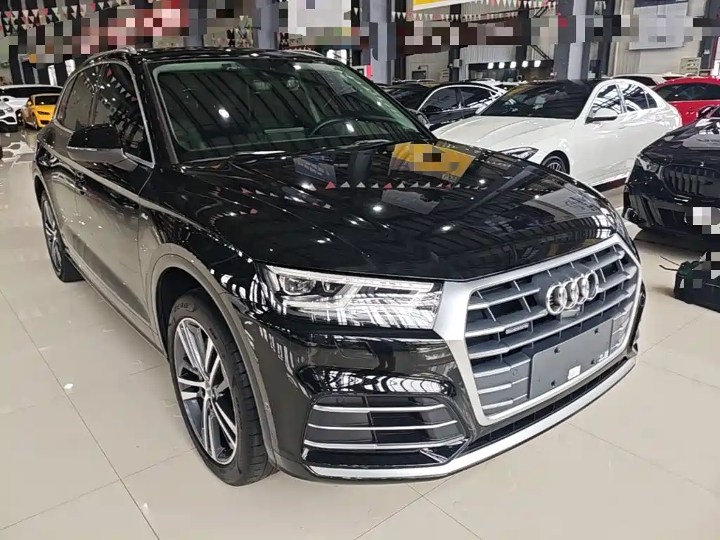 Audi Q5L 2021