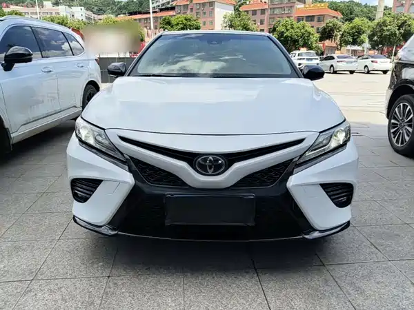Toyota Camry 2018