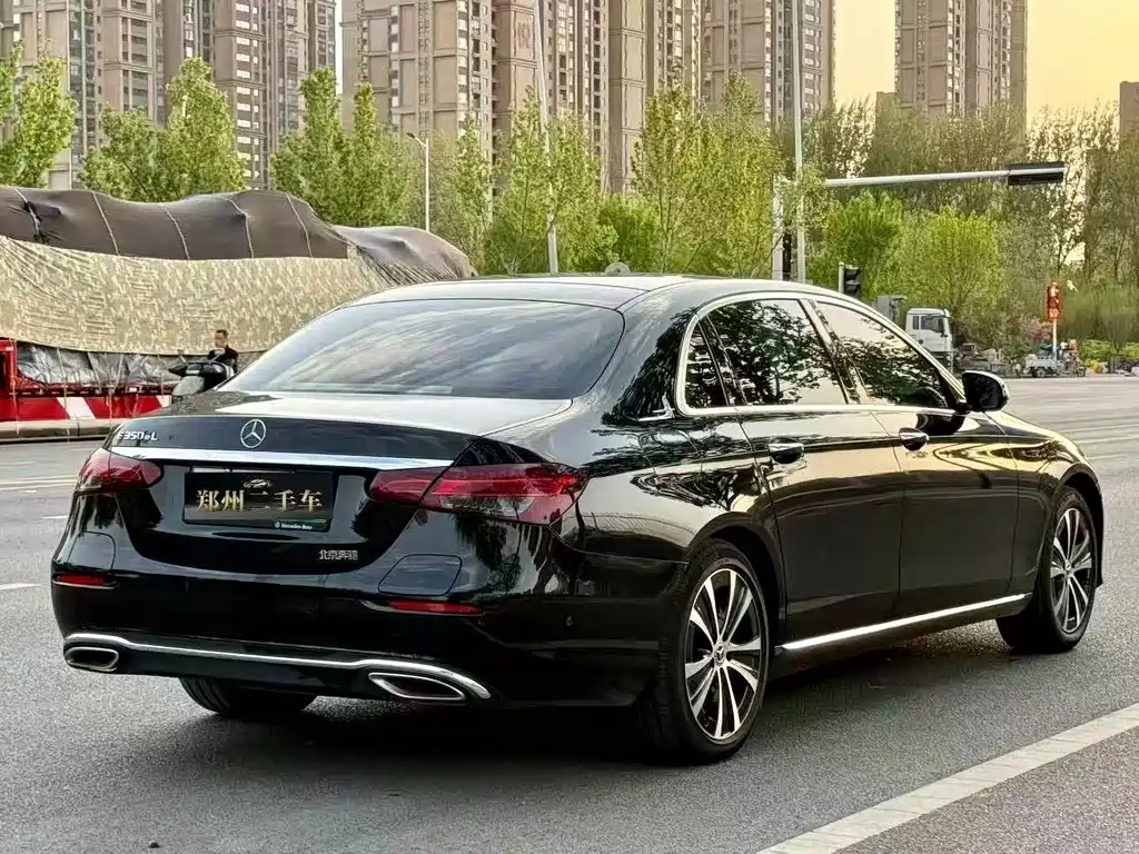 Mercedes-Benz E-Class New Energy 2022 — фото 15