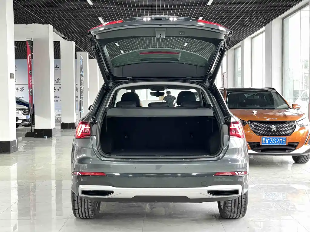 Audi Q3 2023 — фото 17