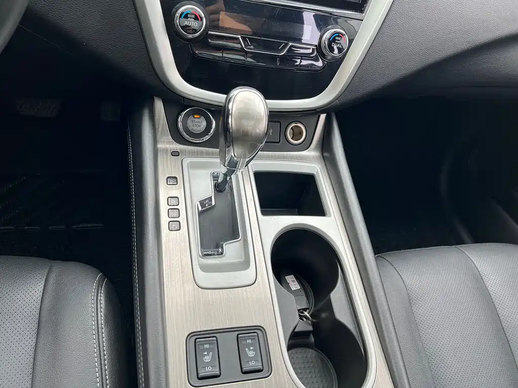 Nissan Murano 2020 — фото 15