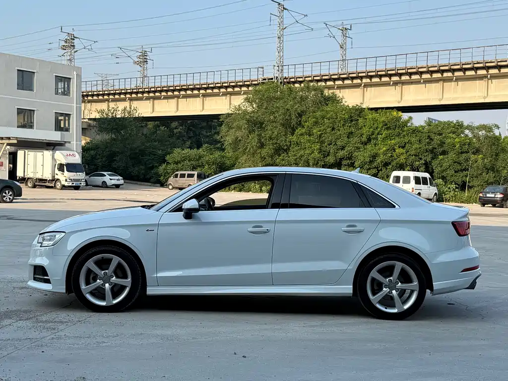 Audi A3 2017
