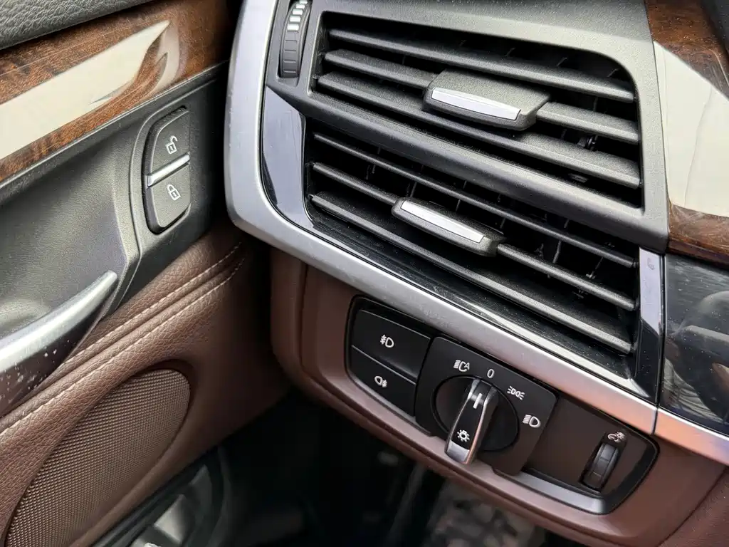 BMW X5 2015 — фото 15