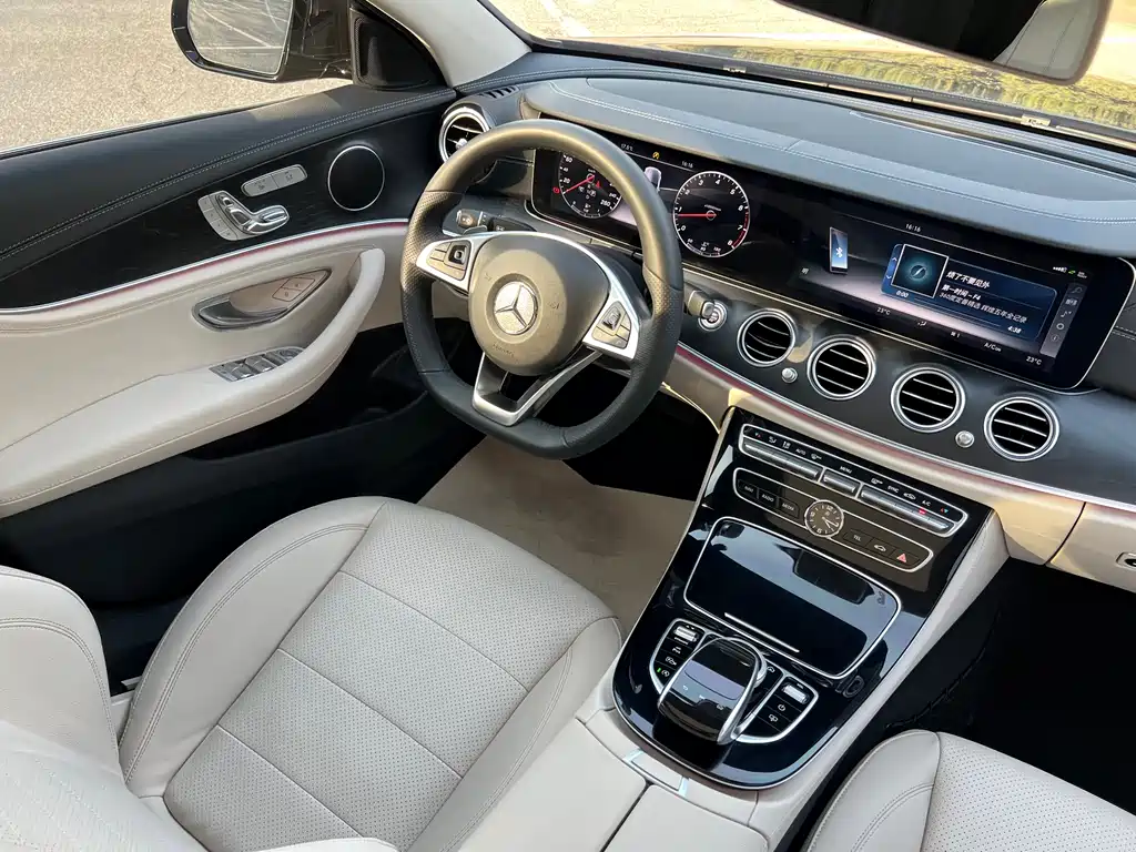 Mercedes-Benz E-Class 2017 — фото 17