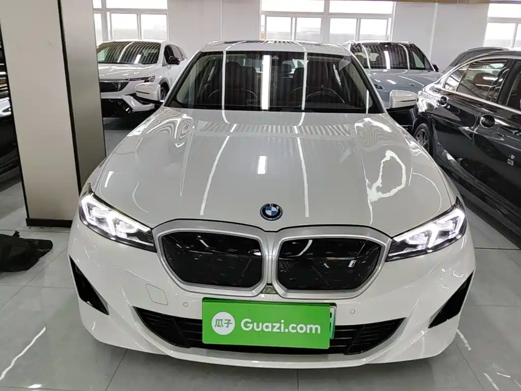 BMW i3 2023