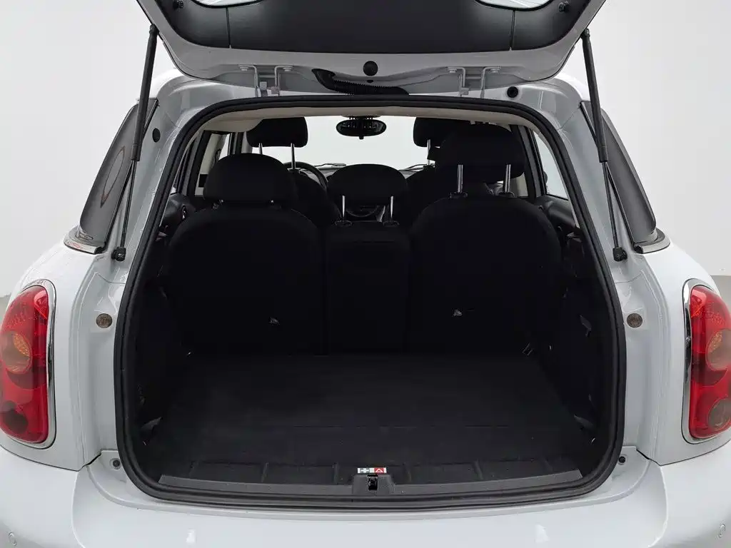MINI Countryman 2012 — фото 16