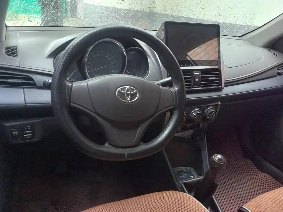 Toyota Vios 2016 — фото 12