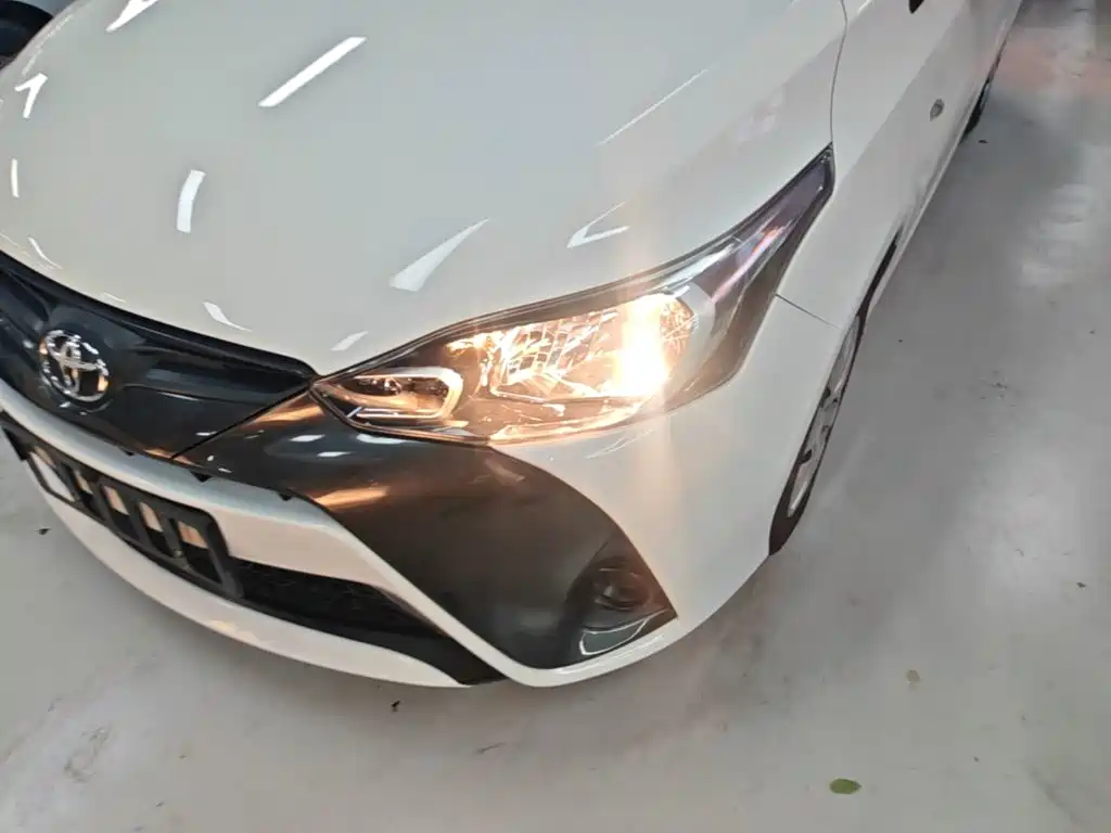 Toyota Yaris L 2022 — фото 24