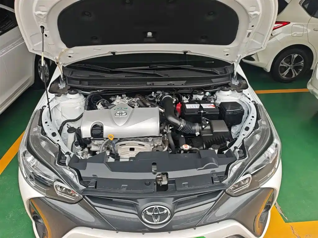 Toyota Yaris L 2019 — фото 20