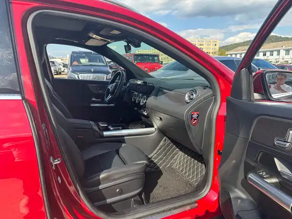 Mercedes-Benz GLA 2020