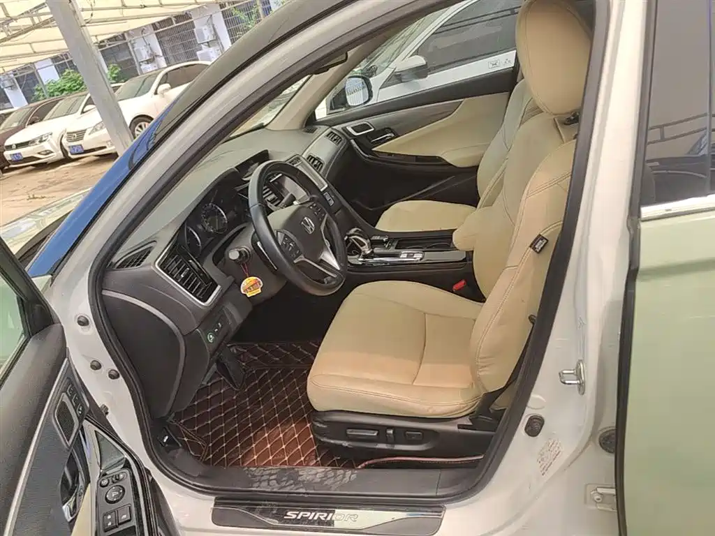 Honda Spirior 2016 — фото 15