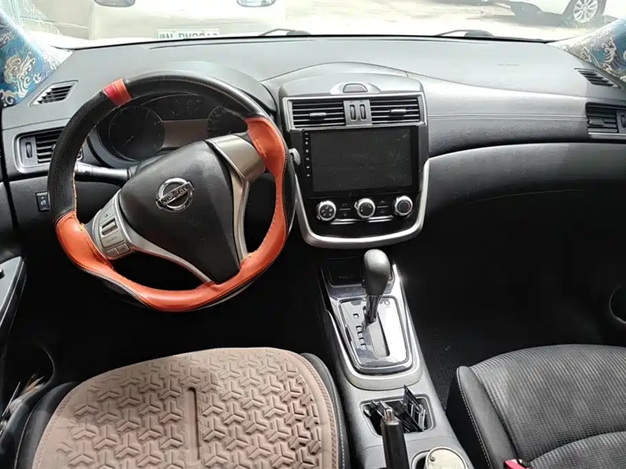 Nissan Tiida 2018 — фото 12