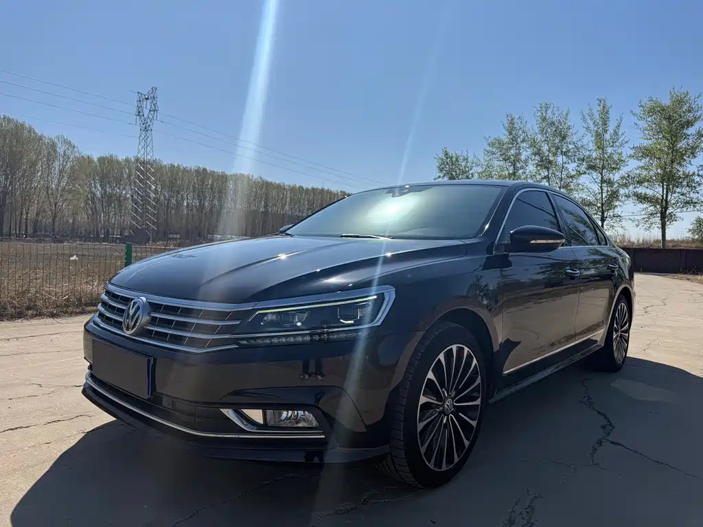 Volkswagen Passat 2017 — фото 1