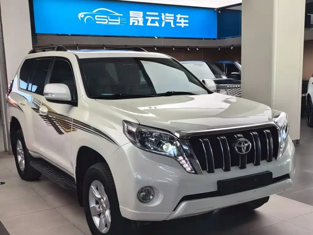 Toyota Prado 2015 — фото 3