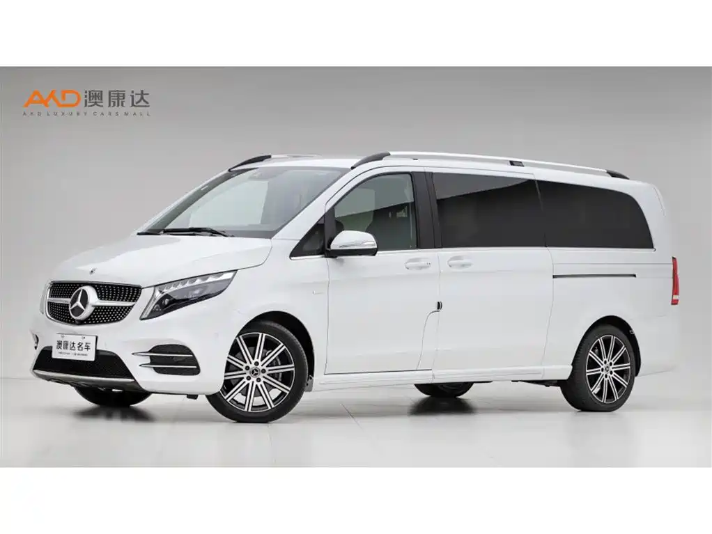 Mercedes-Benz V-Class 2024 — фото 1