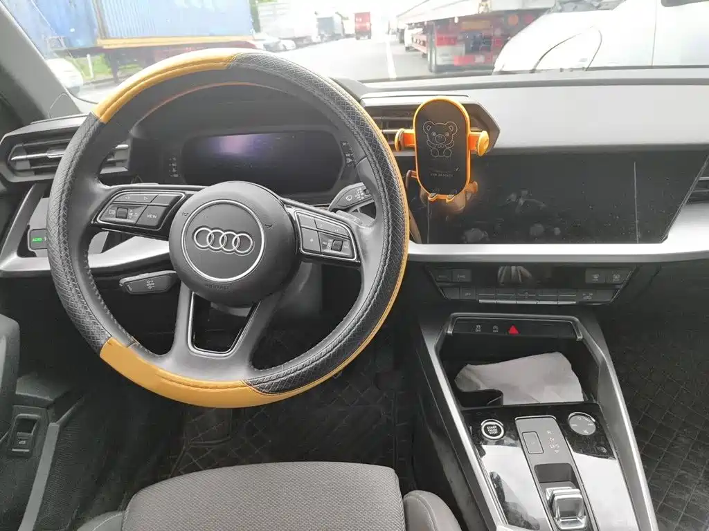 Audi A3 2022 — фото 13