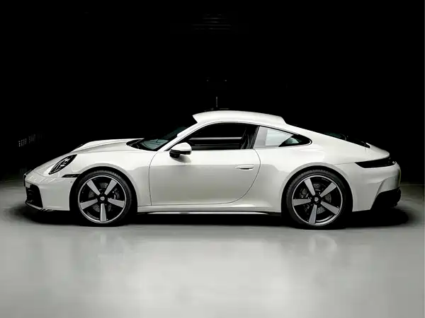 Porsche 911 2025