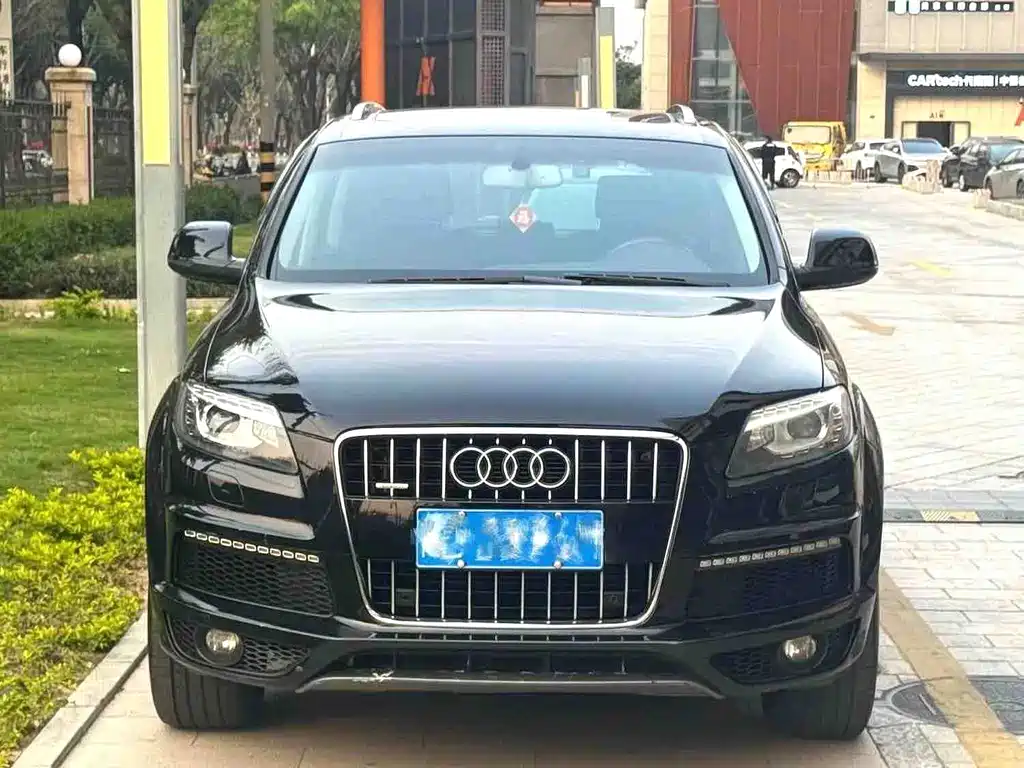Audi Q7 2015 — фото 2