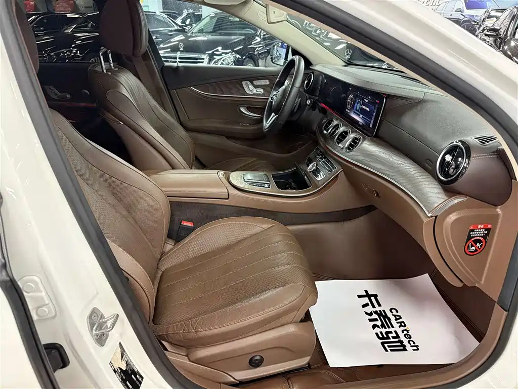 Mercedes-Benz E-Class 2020 — фото 9