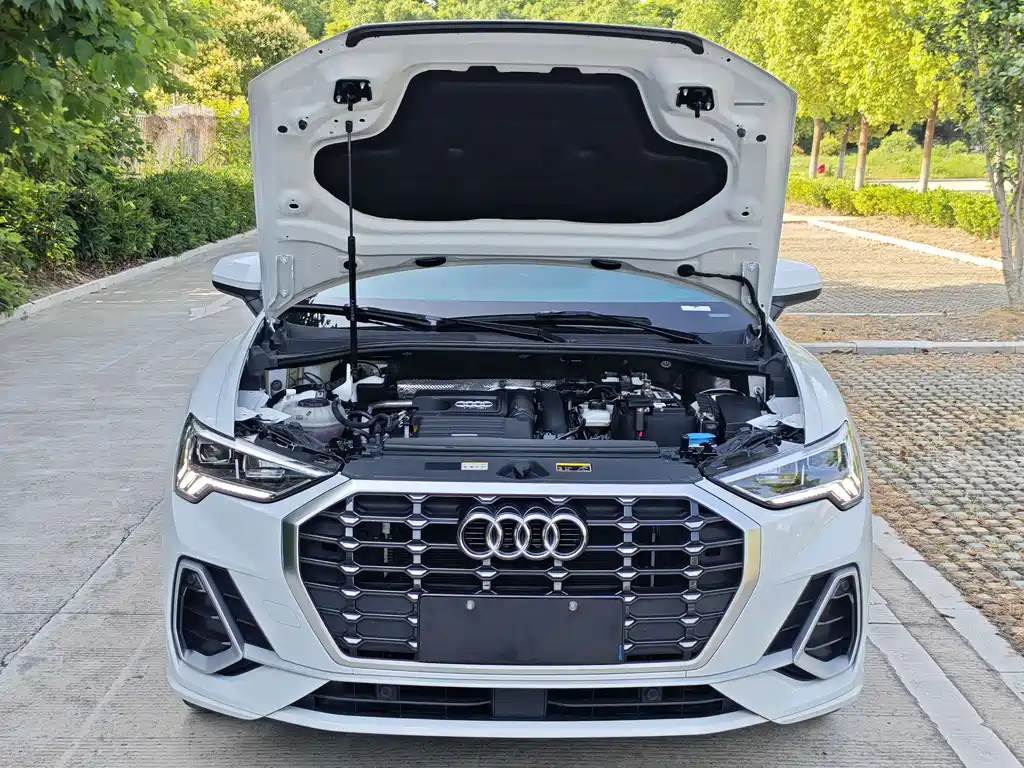 Audi Q3 2022 — фото 13