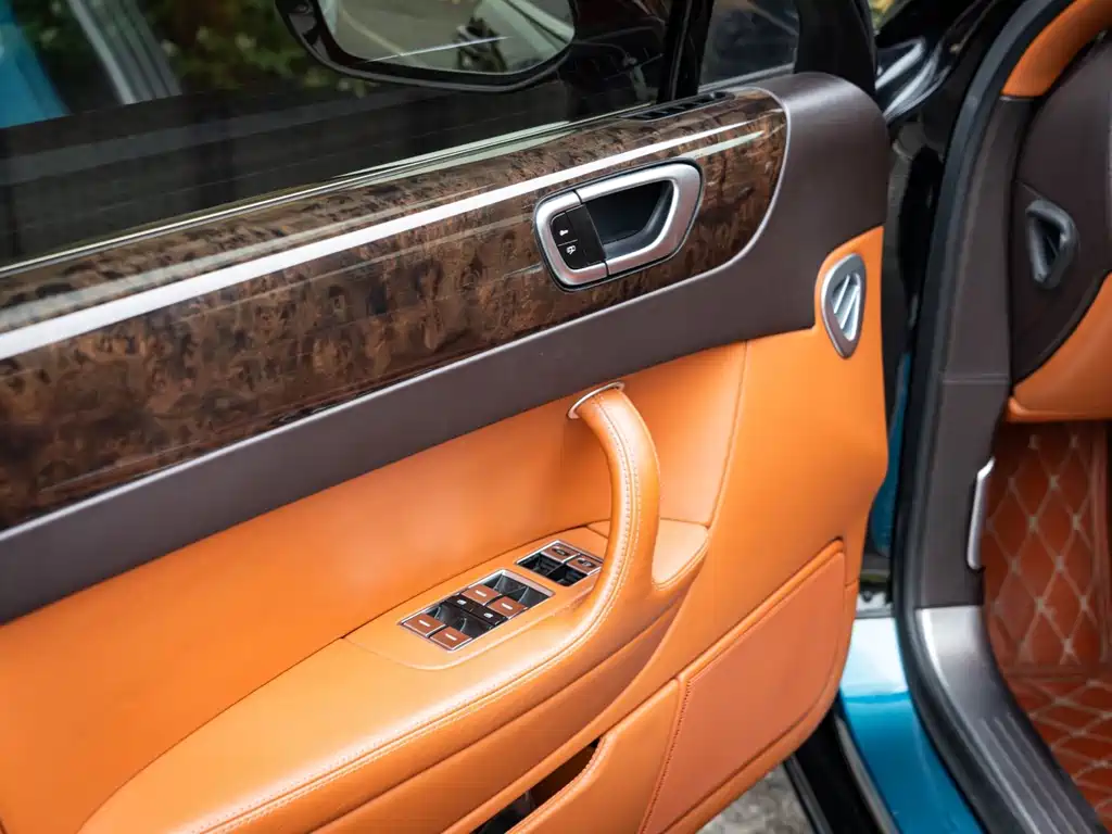 Bentley Flying Spur 2013 — фото 14