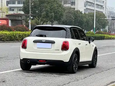 MINI MINI 2018