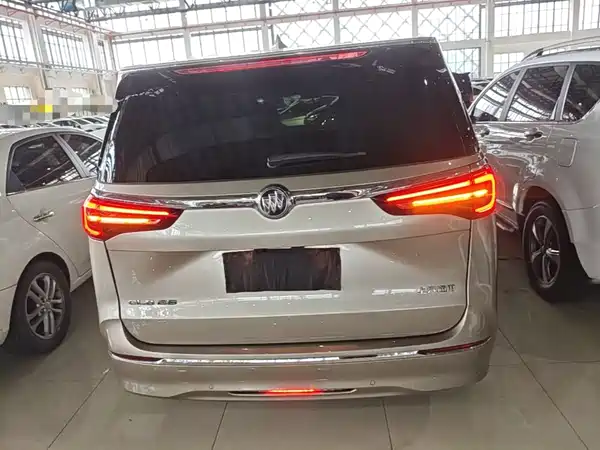 Buick GL8 2023