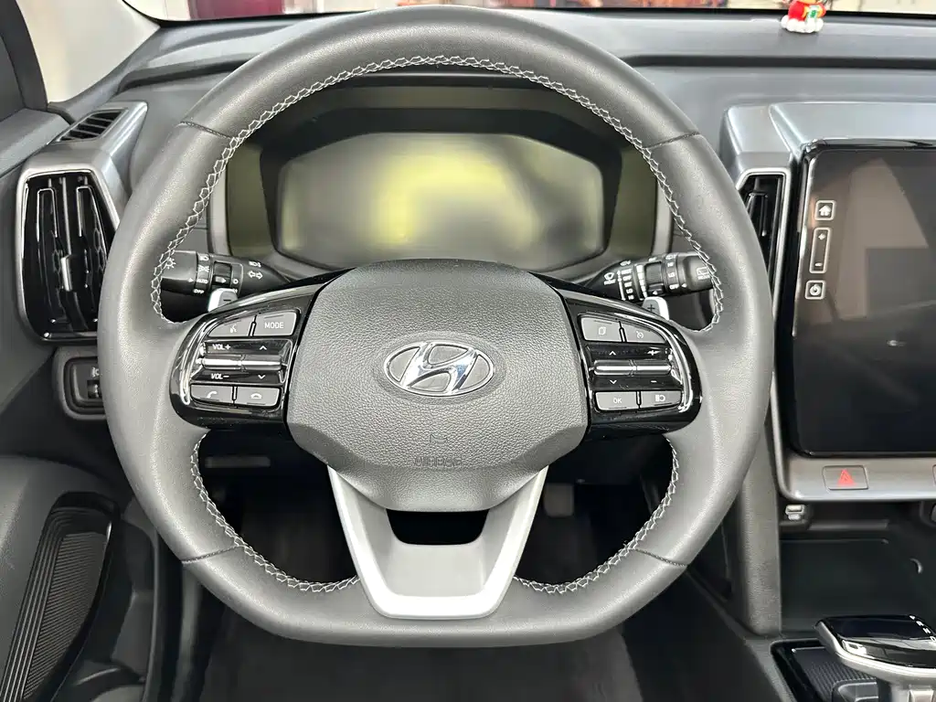 Hyundai ix35 2023 — фото 15