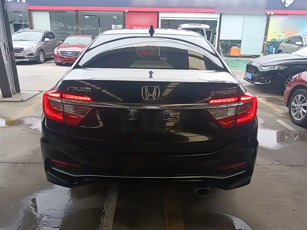 Honda Crider 2017 — фото 6