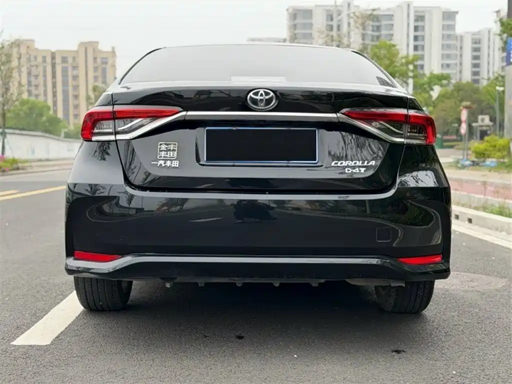 Toyota Corolla 2021 — фото 11