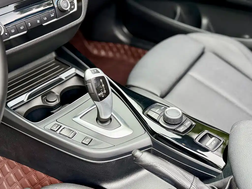 BMW 2 Series 2021 — фото 11