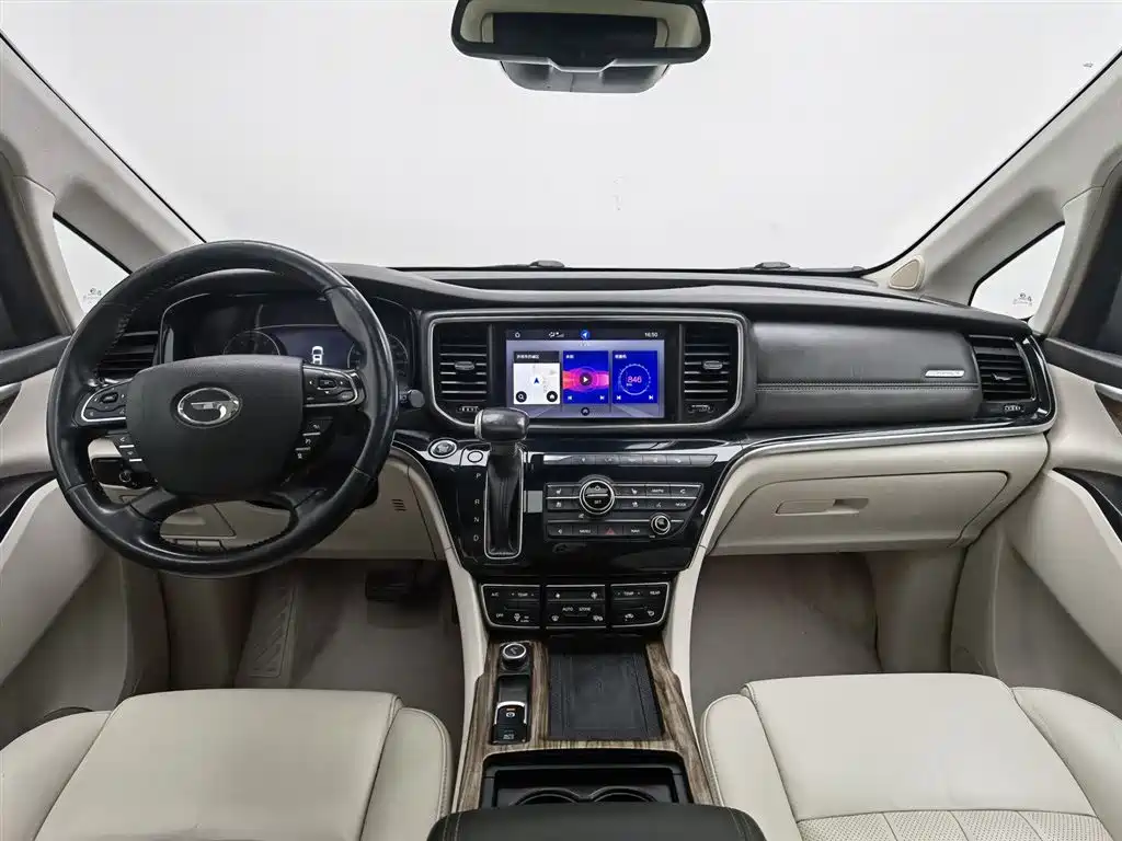 GAC Motor Trumpchi M8 2019 — фото 5