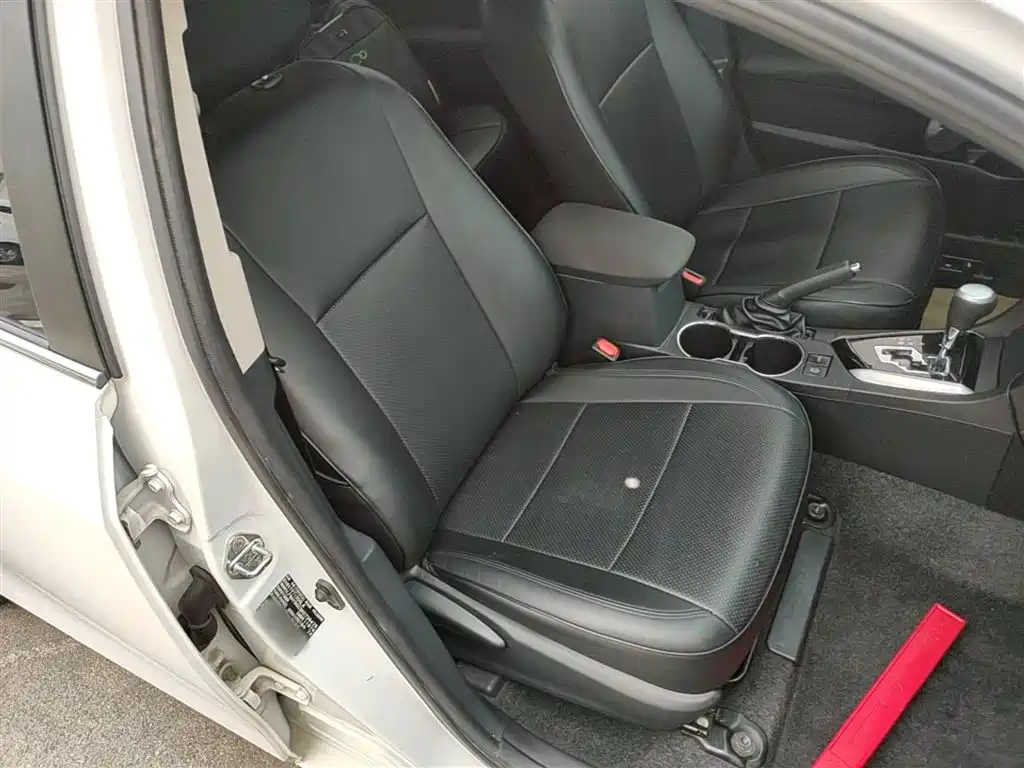 Toyota Corolla 2019 — фото 25