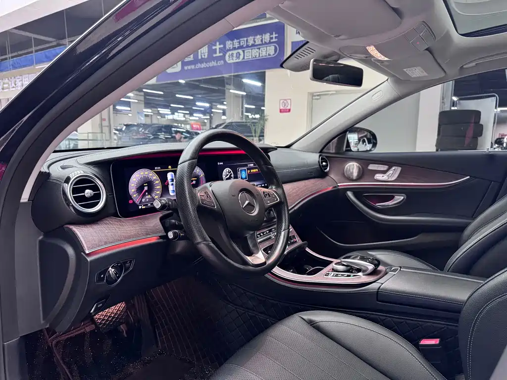 Mercedes-Benz E-Class 2018 — фото 15