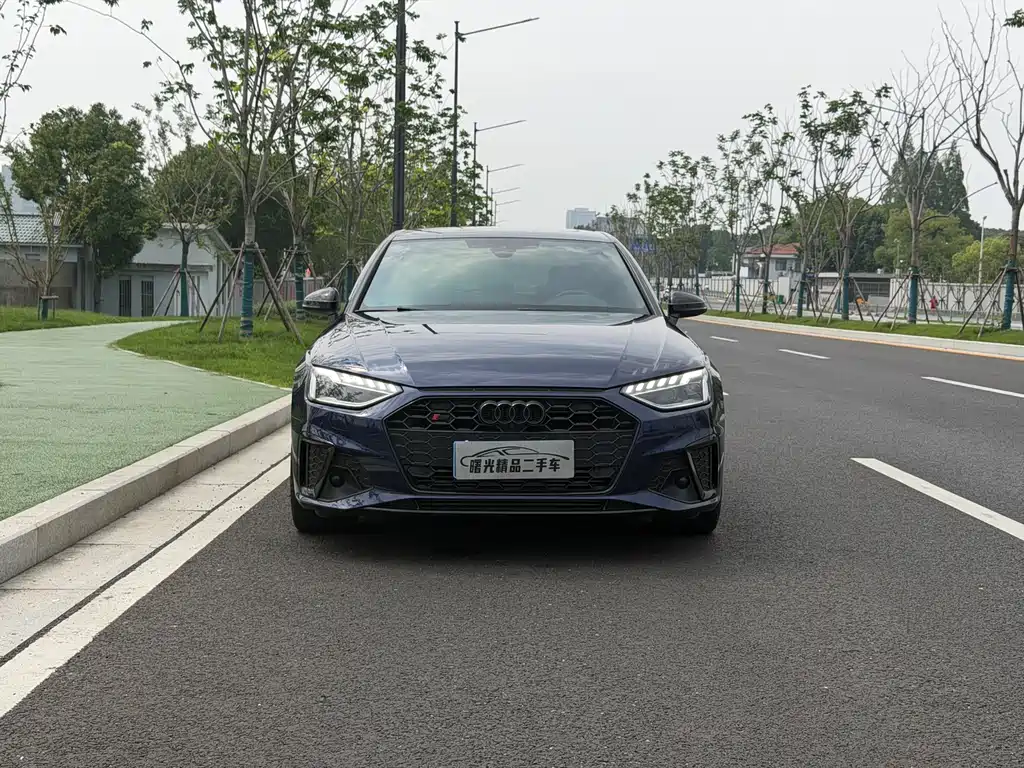 Audi S4 2024