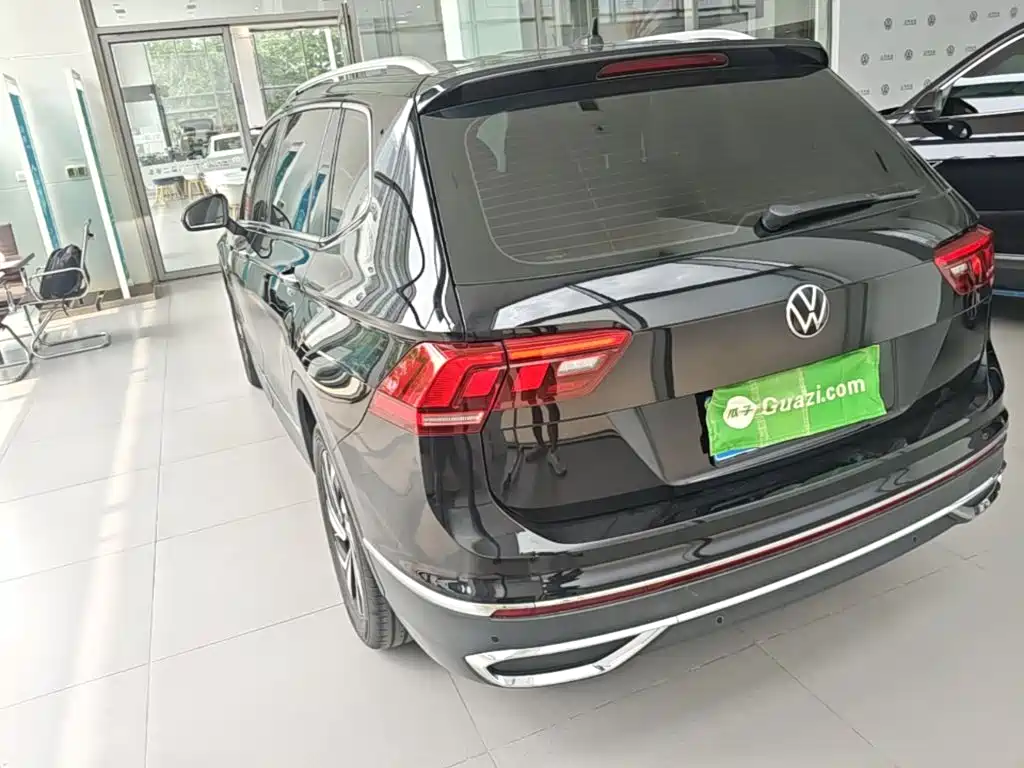 Volkswagen Tiguan L 2022
