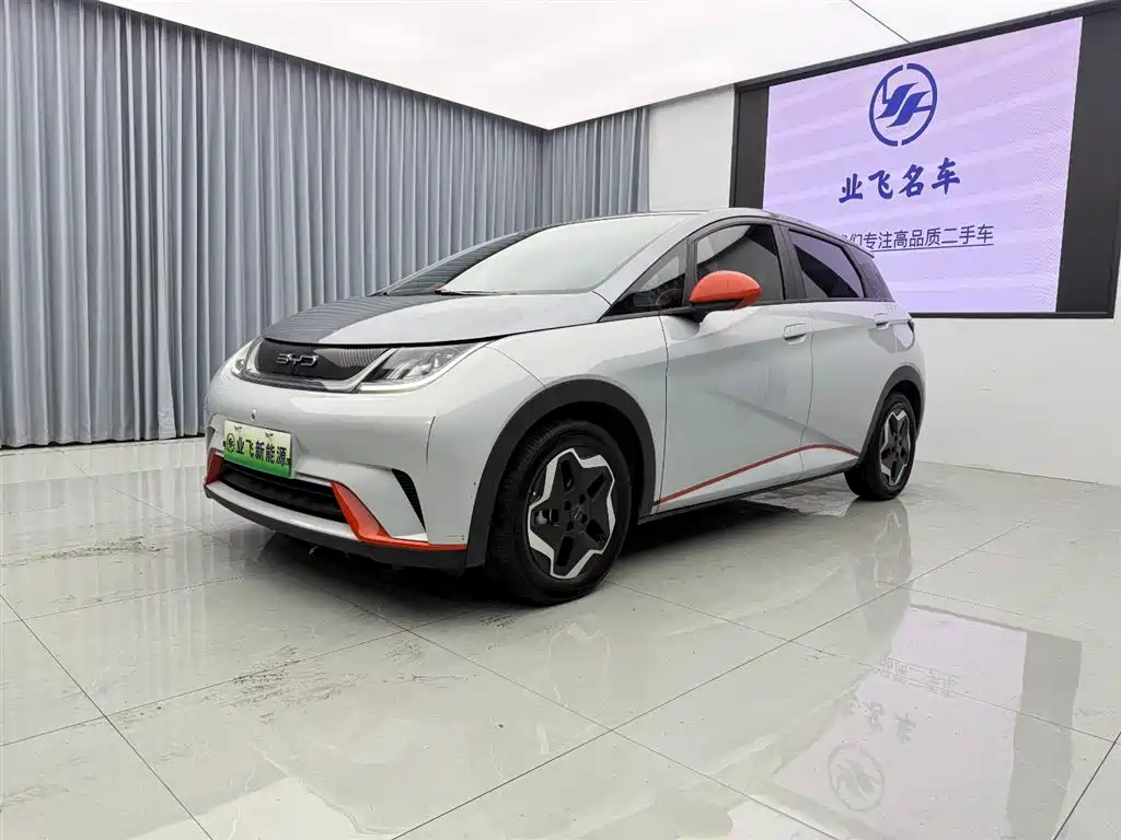 BYD Dolphin 2022 — фото 1