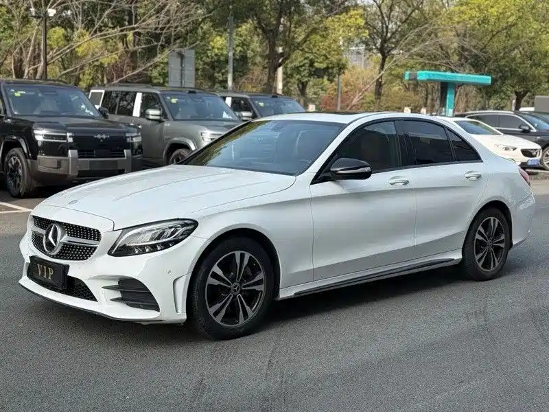 Mercedes-Benz C-Class 2019