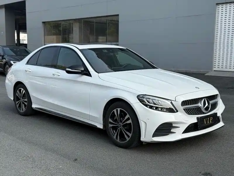 Mercedes-Benz C-Class 2019