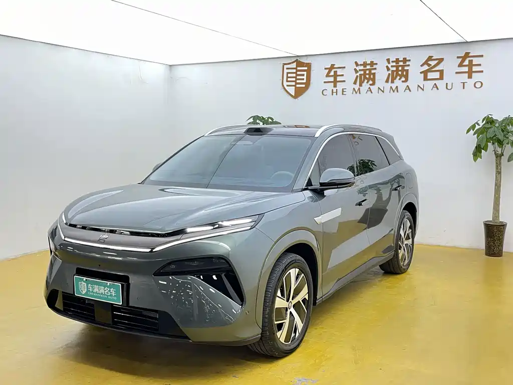 BYD Tang L 2025 — фото 1